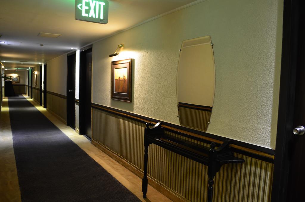 Smart Hotel Lahore Quarto foto