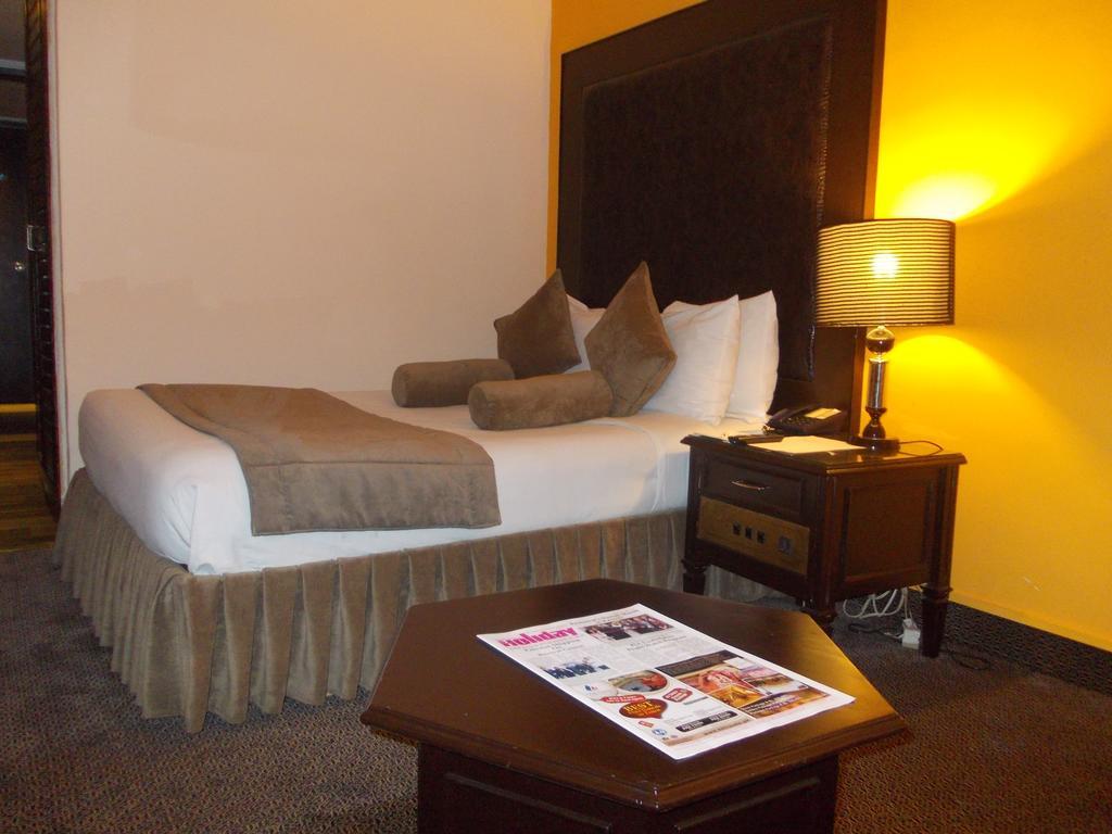 Smart Hotel Lahore Quarto foto